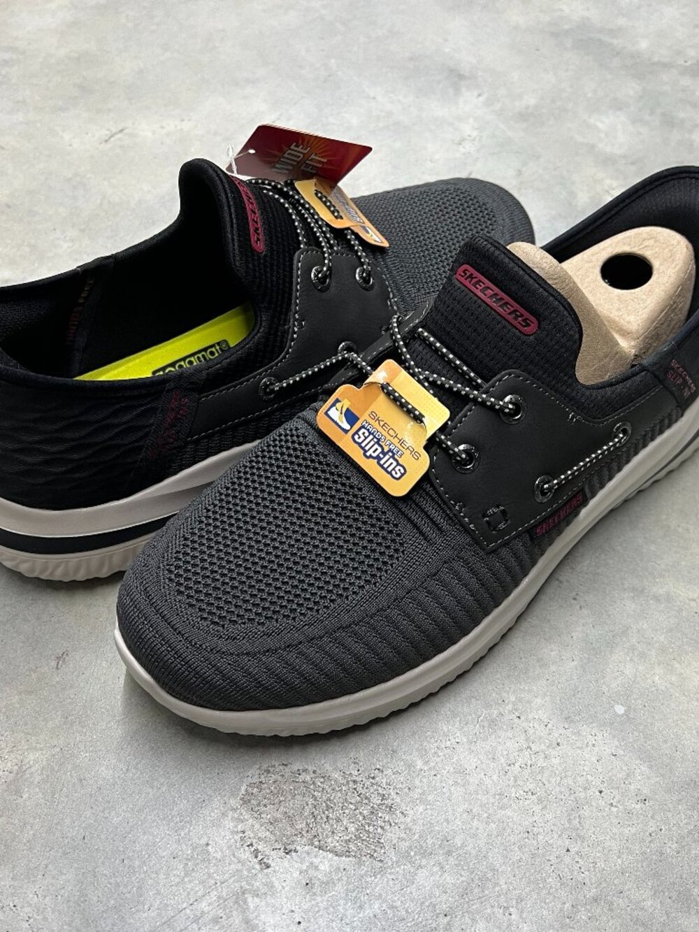 Skechers Delson 3.0 Men's Size 9.5 Chocolate Black 210606W/CHBK - New